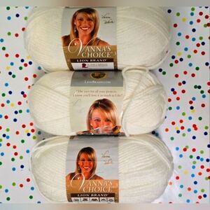 LION BRAND YARNS VANNA'S CHOICE - WHITE 3.5 OZ EA
